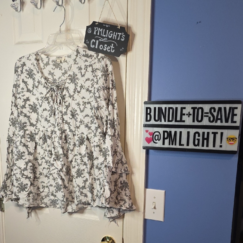 Umgee Floral Print Women's Top XL White Black